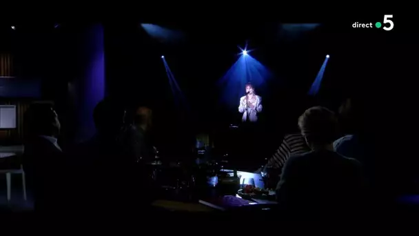 Le live: Christine and the queens « People, I’ve been sad » - C à Vous - 02/03/2020