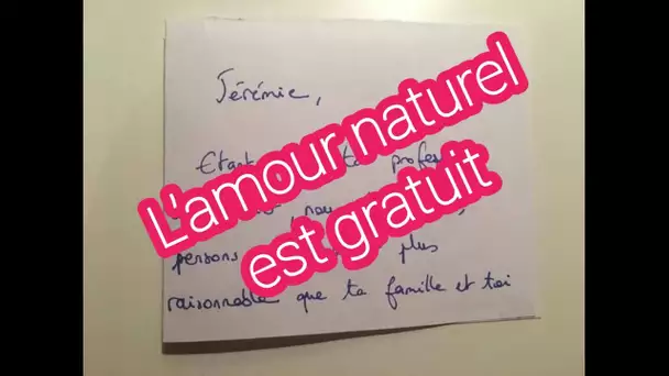 L’infirmier rentre chez lui et trouve un mot de ses voisins , preuve qu'il y a encore des gens ...