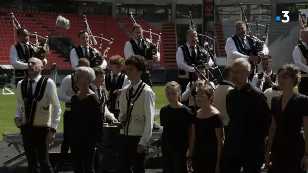 Festival Interceltique de Lorient 2023. Prestation du Bagad Kerlenn Pondi (Pontivy)