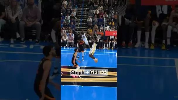 Which angle of this Steph no-look lob was better? 🏆 | #Shorts