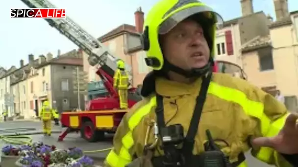 Pompiers en alerte : le toit peut céder à tout moment !