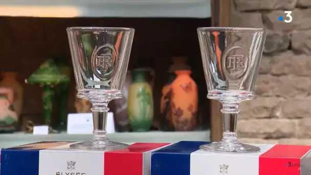 La verrerie La Rochère en Haute-Saône en pleine renaissance ou quand le verre redevient tendance.