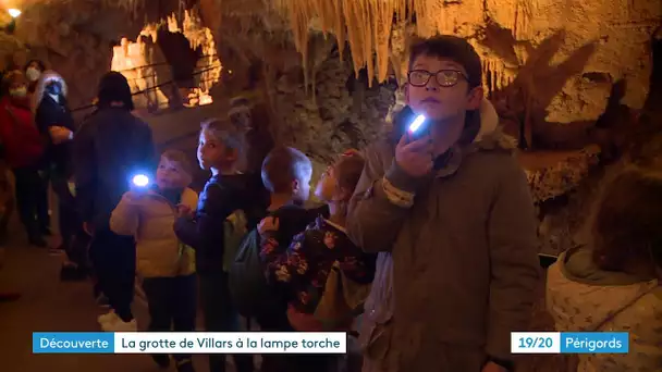 Une visite de la la grotte de Villars à la lampe torche