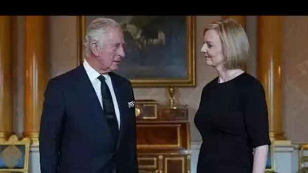 Le roi Charles a dit de rester à l'écart du sommet sur le climat Cop27 par Liz Truss