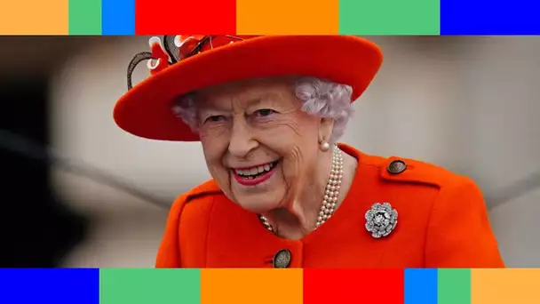 Elizabeth II contrainte de lever le pied  de quoi souffre la reine d'Angleterre