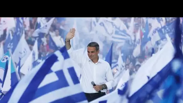Législatives en Grèce : la droite de Mitsotakis largement en tête des élections • FRANCE 24