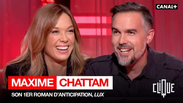 Maxime Chattam, le maître du thriller français, est sur le plateau de Clique - CANAL+