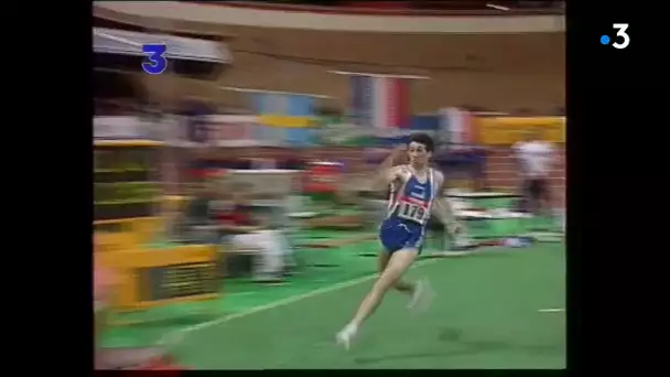 1994 : JC GICQUEL bat le record de France de saut en hauteur en salle, 2 m 35.