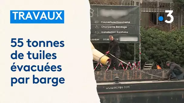 Travaux : 55 tonnes de tuiles évacuées par barge dans le centre de Strasbourg