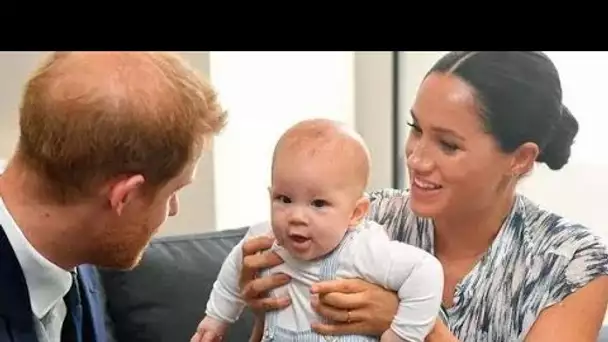 Il est tellement excité!' Meghan et Archie partagent un moment adorable et intime aux portes de l'éc