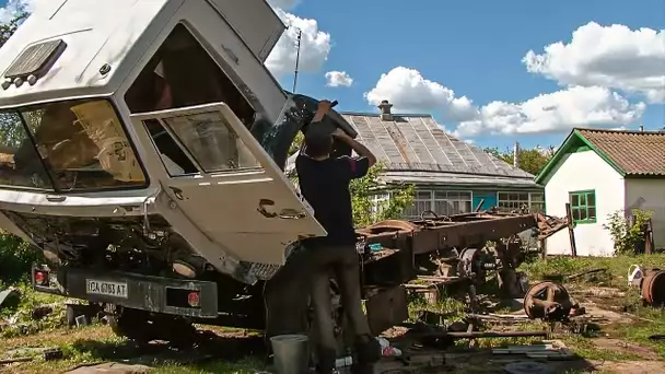 Un camion préhistorique pour traverser l'Ukraine