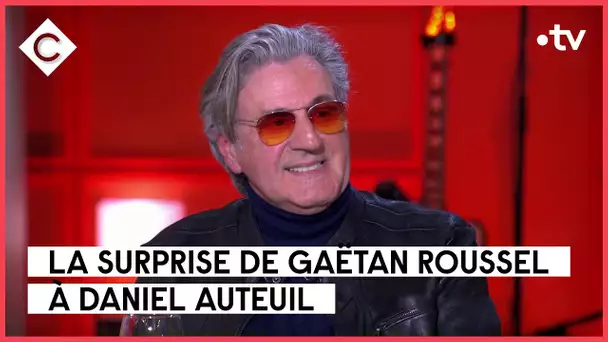 La belle partition de Daniel Auteuil - C à Vous - 16/03/2023