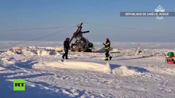🇷🇺  Les enquêteurs examinent l'hélicoptère Mi-8 récupéré au fond du lac Onega
