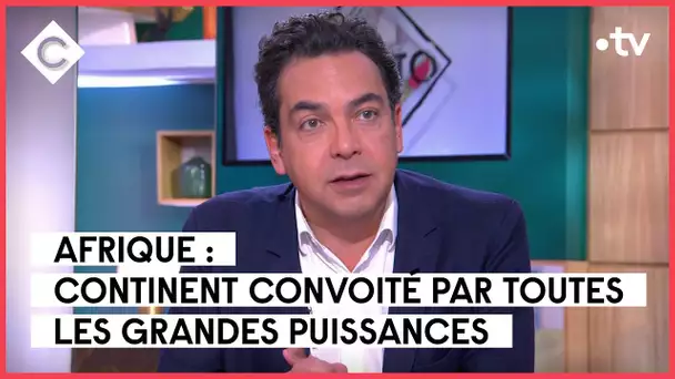 Russes, Chinois : les nouveaux colonisateurs de l’Afrique ? - Patrick Cohen - C à vous - 28/02/2023