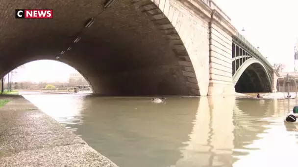 Paris : la crue de la Seine se stabilise, après avoir atteint les 4,19 mètres