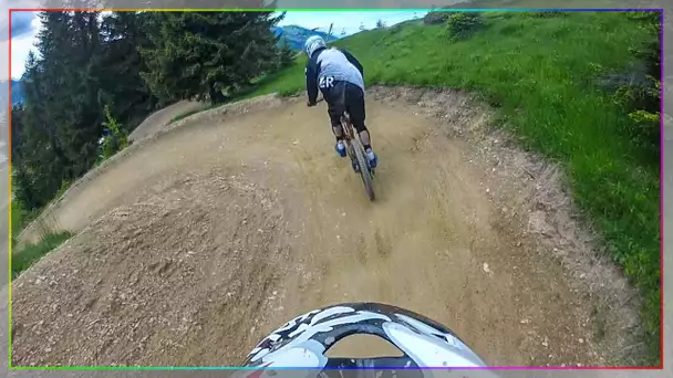 JE DESCENDS LE MONT CHILIAD EN VÉLO ! (Super Morzine 2016)