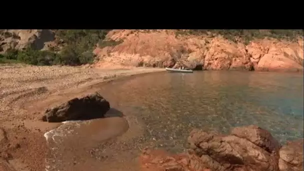 MEDITERRANEO – En Corse, Scandola : le travail des géoarchéologues pour connaître l’histoire du site