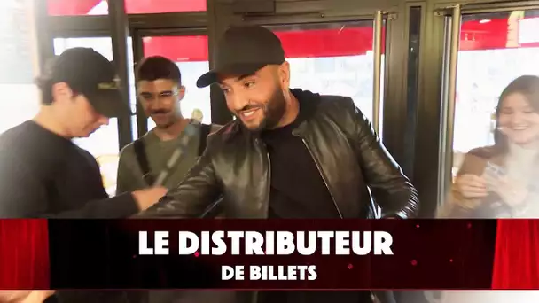 Kamel le Magicien bluffe des étudiants