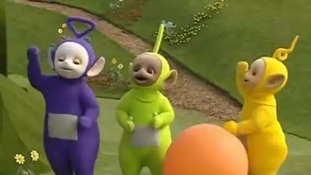 Les Teletubbies: Les Papillons (Saison 3, Épisode 61)