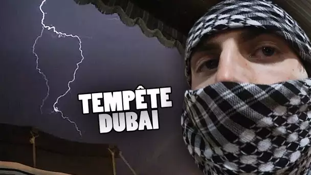 DANS UNE TEMPÊTE D'ORAGE À DUBAÏ - TIM