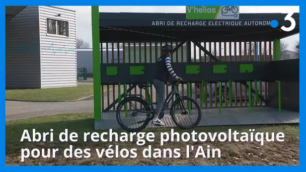 V’hélios, un abri de recharge photovoltaïque Made in Ain