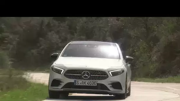 La Mercedes-Benz Classe A change de robe pour séduire les jeunes