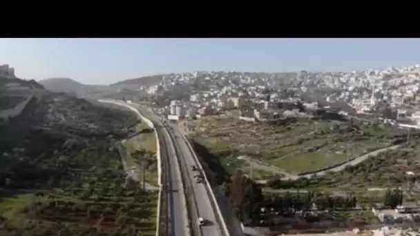 MEDITERRANEO – Le réseau routier en Cisjordanie : une topographie qui ne doit rien au hasard.