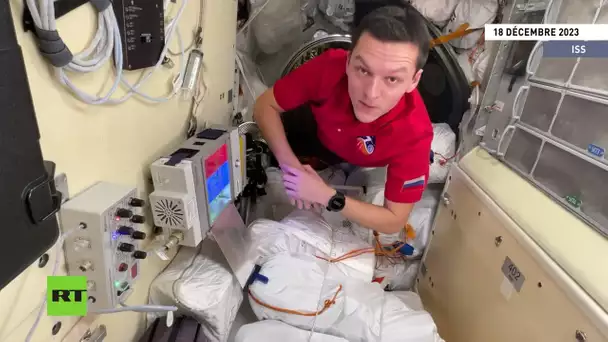 Le cosmonaute Borissov a montré une mini-serre à bord de l'ISS