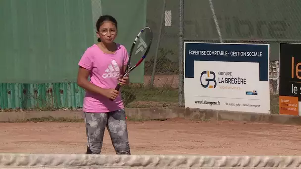 Bergerac : quand le tennis s'ouvre aux jeunes filles des quartiers populaires