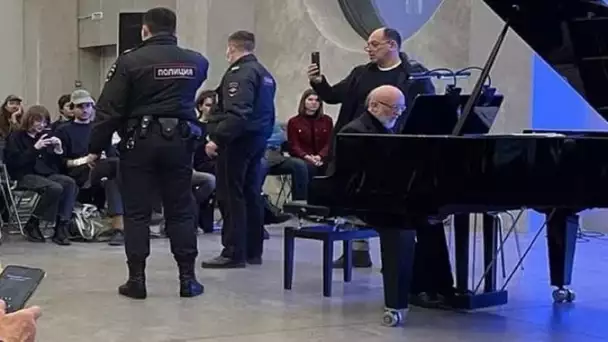 [Zap Net] Russie : les policiers interrompent un concert du pianiste Alexeï Lubimov... (19/04/22)