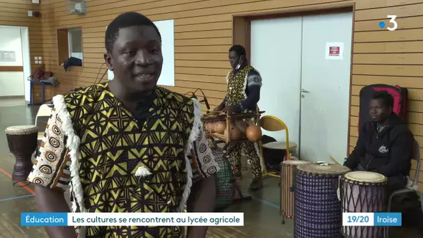 Le lycée Suscinio de Morlaix travaille sur le vivre-ensemble avec la caravane Sitala