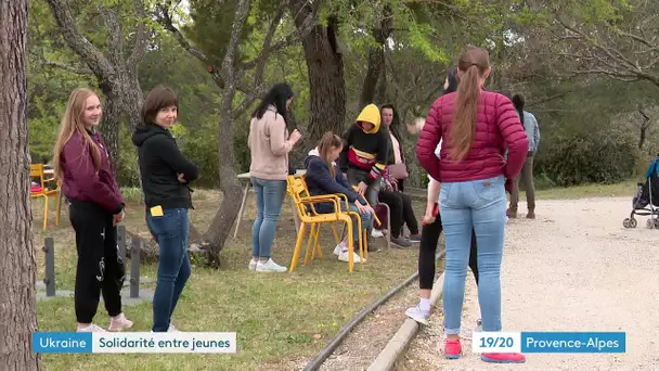 Ukraine : les jeunes des Bouches-du-Rhône viennent en aide aux réfugiés ukrainiens