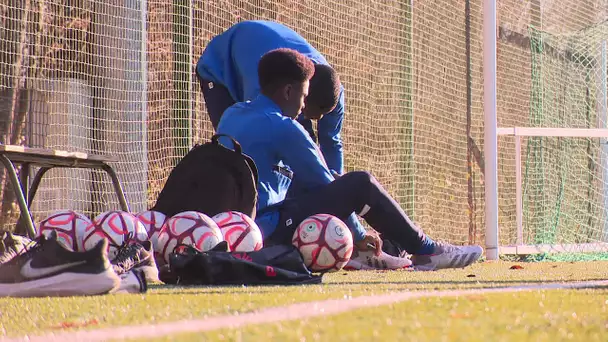 En jaune et bleu : Dans les coulisses du FC Sochaux-Montbéliard - Episode 2/4