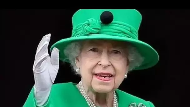 La reine ne démissionnera pas alors que le monarque fait face à deux options «tout aussi odieuses»