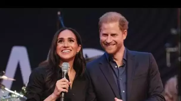 La carte de Noël du prince Harry et de Meghan « sent le succès » et « des allusions à un mouvement