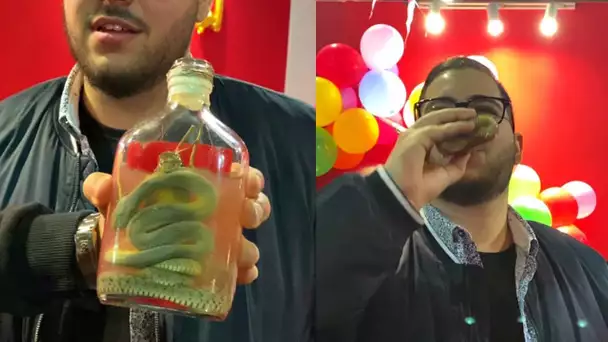 IL BOIT UN WHISKY DE 10 ANS AVEC DES SERPENT MORT DEDANS CONTRE 300€