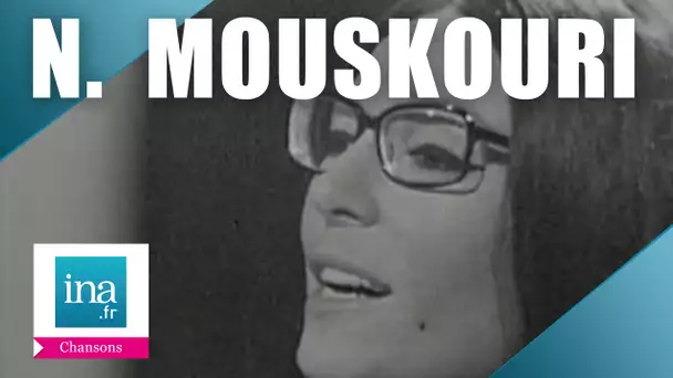 Nana Mouskouri "La dernière rose de l'été" | Archive INA