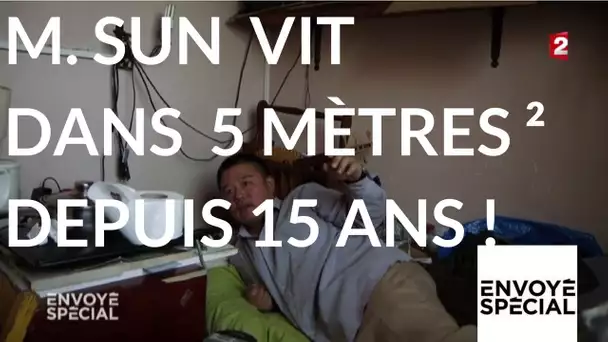 Envoyé spécial. Monsieur Sun vit dans 5,95 m² depuis 15 ans - 23 novembre 2017 (France 2)