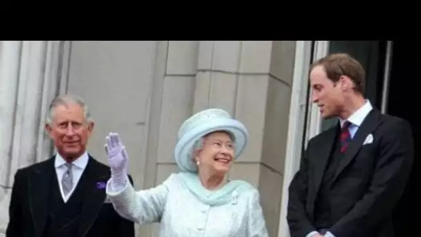La reine Elizabeth II au plus mal à cause du prince Andrew ? Charles et William...