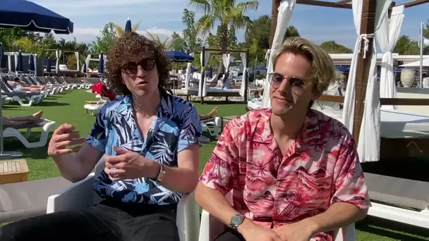 Ofenbach : l'interview exclusive du duo lors du tournage de son nouveau clip "4U"