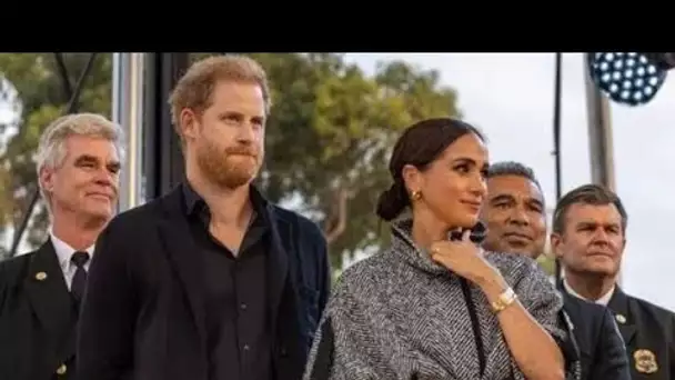 Meghan Markle abandonne sa bague de fiançailles pour la deuxième fois – et Harry a l'air « mal à l'a