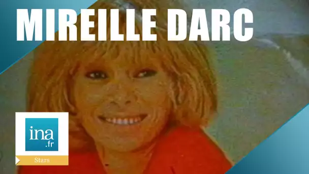 Mireille Darc victime d'un accident de la route | Archive INA