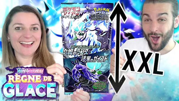 ON OUVRE DES BOOSTERS POKEMON GEANTS XXL REGNE DE GLACE ! DUEL OUVERTURE CARTES POKEMON