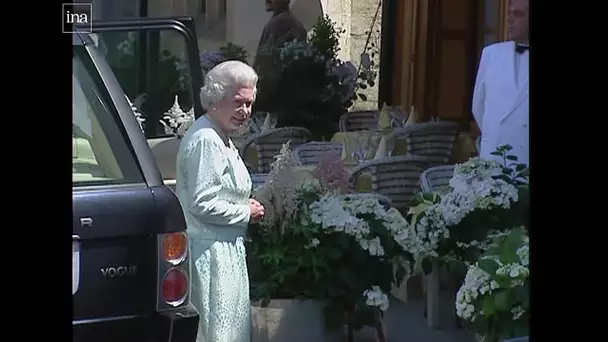 La Reine d'Angleterre en visite privée à Honfleur en 2004