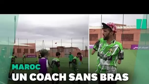 Né sans bras ni jambes, ce coach de football marocain est surnommé "l'entraîneur miracle"