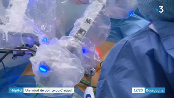 Hôpital du Creusot : un robot de pointe au bloc opératoire pour des opérations moins invasives