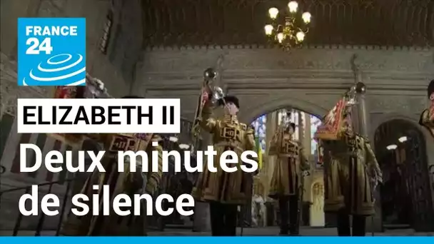 Funérailles d'Elizabeth II : le "Last Post" retentit, suivi de deux minutes de silence • FRANCE 24