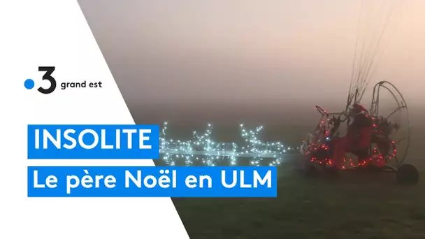 Le père Noël se déplace en ULM