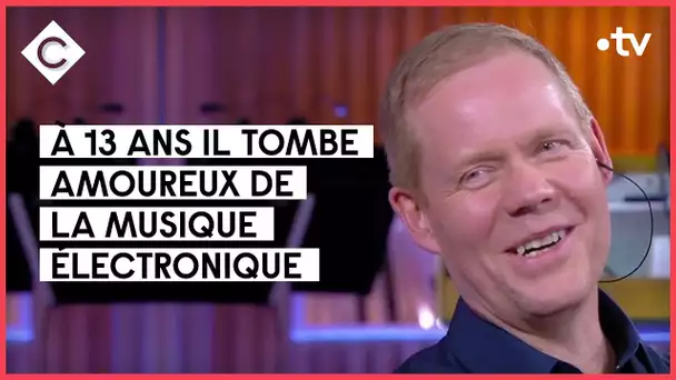 Max Richter, le musicien le plus streamé au monde - C à Vous - 17/05/2022