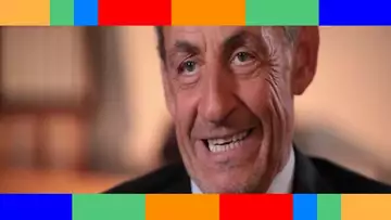 VIDÉO – Nicolas Sarkozy, son moment gênant devant Elizabeth II  “Je n’ai jamais bu d’alcool…”